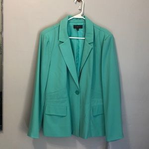 Woman’s sports jacket